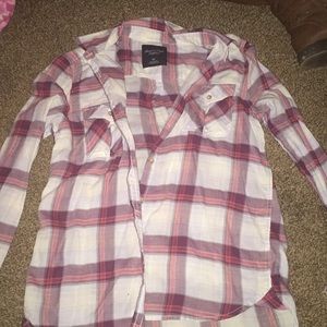 SOLD- American Eagle Plaid long sleeve